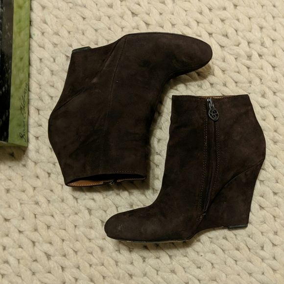 Booties - Picture 3 of 4